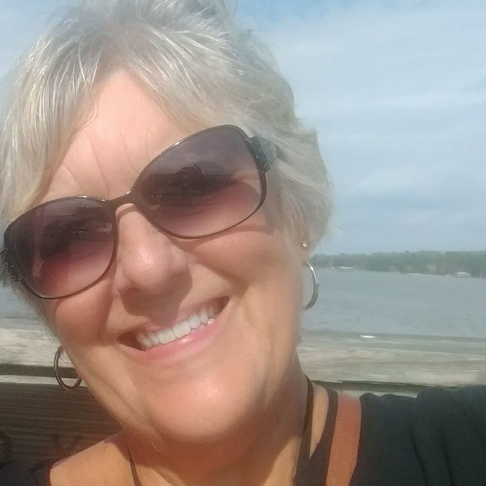 Meet your Posher, Lucille